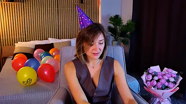 EmeraldGlow – Naživo XXX chat