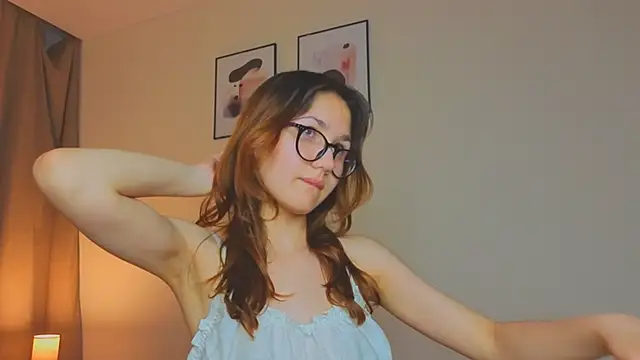 Chat XXX en directo de FrediaPfeiff