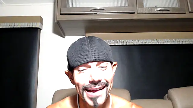 Chat XXX en directo de ThickD2C