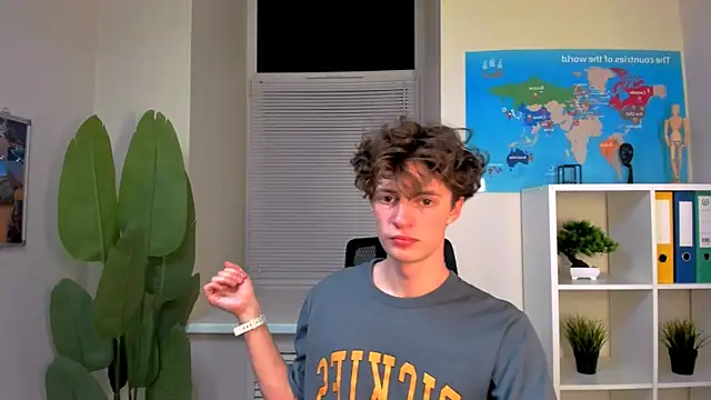 Онлайн чат XXX LukeSweet