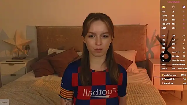 _Selestia_ élő XXX-chatje