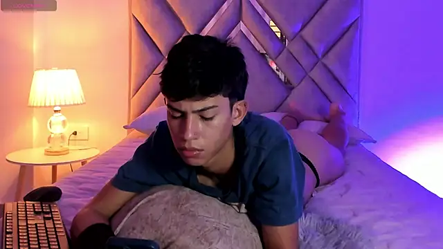 Chat XXX en directo de Baby_noahtt