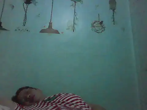 momshe2026's Live XXX Chat