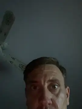 malcolm2334 即時 XXX 聊天