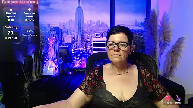 ninarandmann's Live XXX Chat