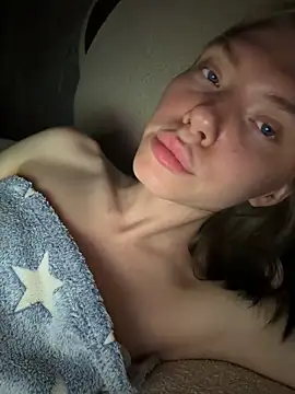 Chat XXX ao vivo de Lisaaa_Alisa