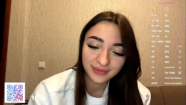 Luna_Frost Chat XXX in diretta