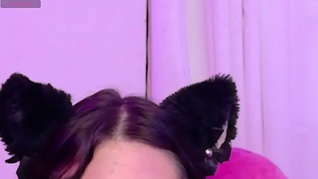 Sachi_Meow Adlı Modelin Canlı XXX Sohbeti