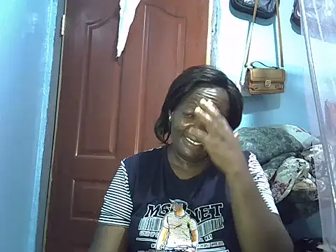 Ebonyceline's Live XXX Chat