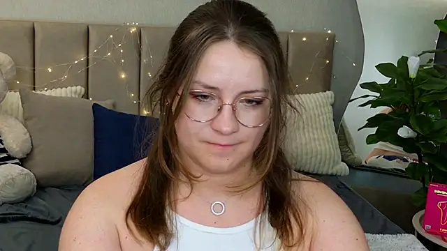 Chat +18 de Briarx ao vivo