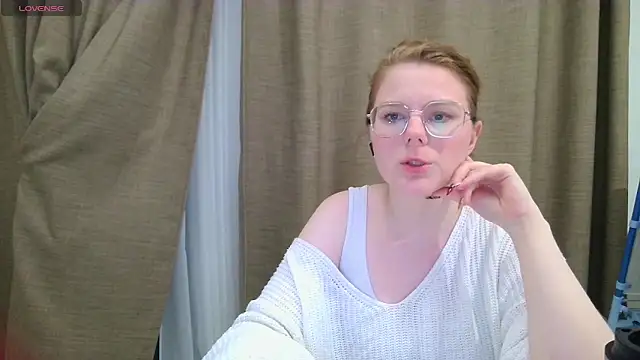Chat +18 de AlisaAbby ao vivo