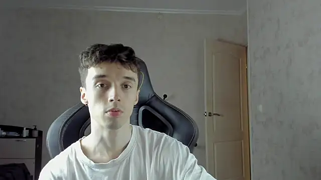 XXX chat uživo modela MasonWarholl