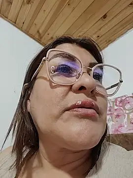 AlexxiaaMat's Live XXX Chat