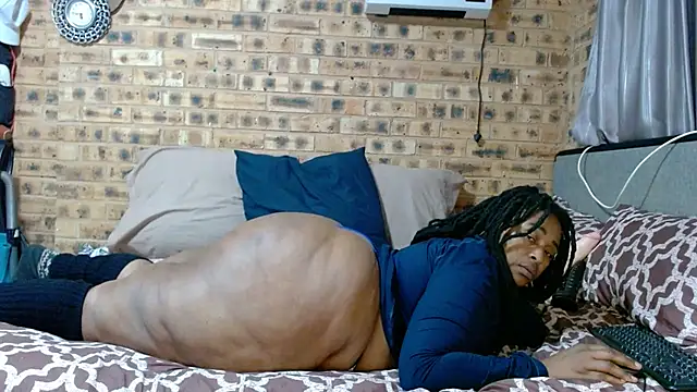 AFRICANBOOTYLICIOUS 现场XXX聊天