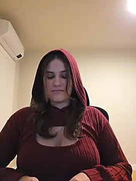 Chat +18 de MiaRides19 ao vivo