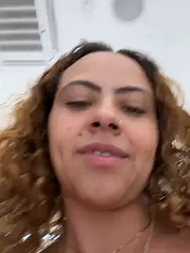 Chloe_Leaozinho – Naživo XXX chat