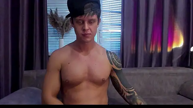 MarcoErran Live XXX chat