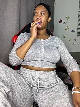 Chatroom XXX en direct de __Fifi