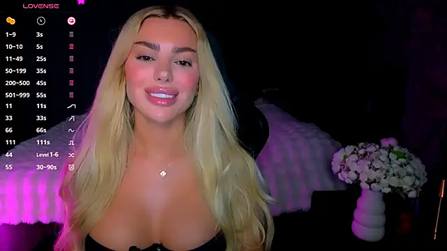 Chat +18 de Ayla__Demir ao vivo