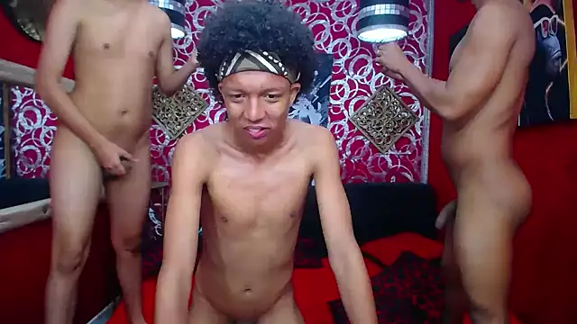 PEINBOYS Live XXX-Chat