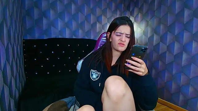 LiaHarryis Chat XXX in diretta