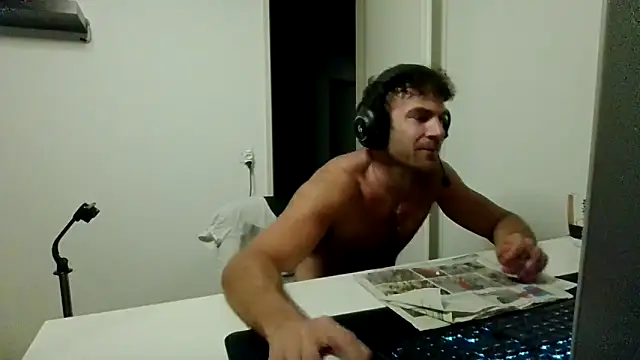 Živý XXX chat alpha-hunk