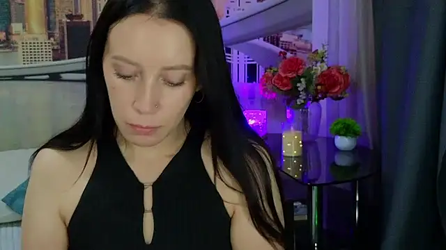 Chat XXX en directo de MonicaSweetx