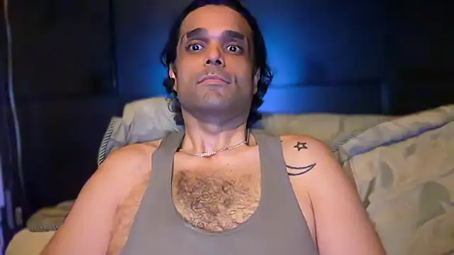 icebergslim281 লাইভ XXX চ্যাট