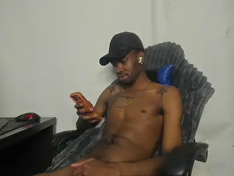 Kofi_exotic_2 – Live XXX-chat