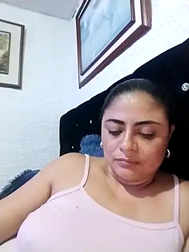 Chat +18 de ElizabethWeil ao vivo