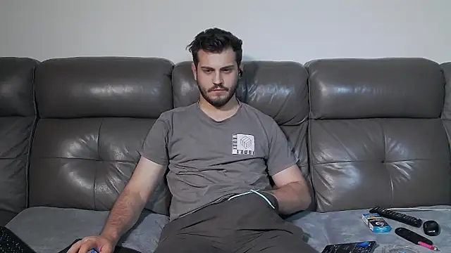 CrazyDom1 Chat XXX live