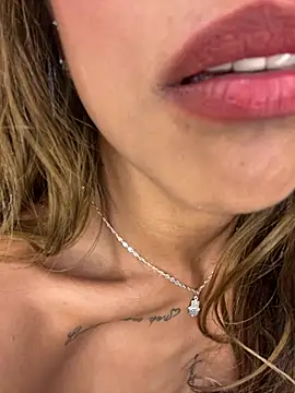 Liamiler01_ Chat XXX in diretta