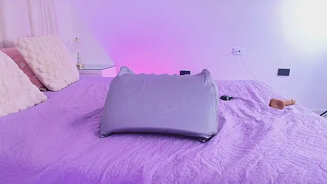 alanarose18のライブXXXチャット