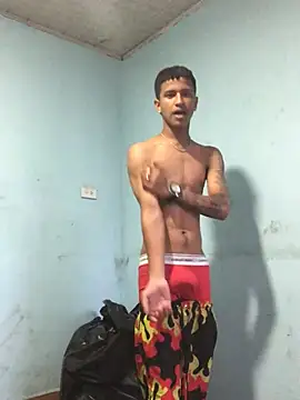 Chat +18 de Anthony_clark1 ao vivo