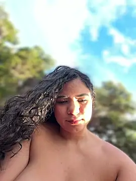 Simone_Miller Adlı Modelin Canlı XXX Sohbeti