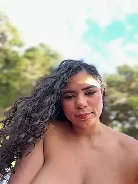 Chat XXX ao vivo de Simone_Miller