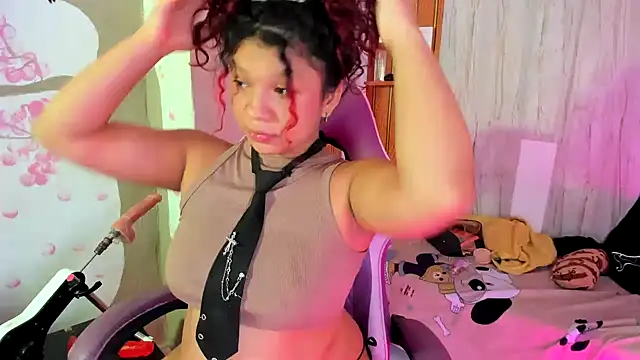 צ'אט XXX בשידור חי של Emily_Coper18