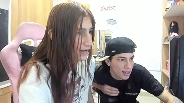 Онлайн чат XXX Pride_couple