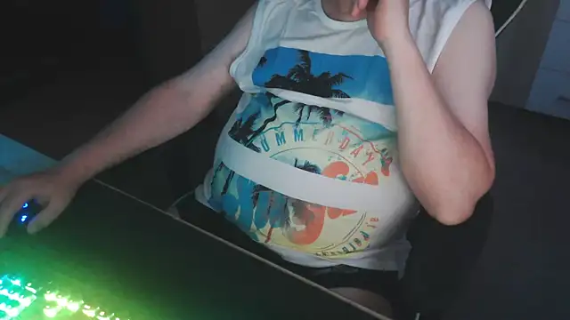 Teddybaer372's Webcam Show