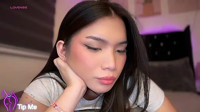 دردشة NaughtyJedGirl الجنسية المباشرة