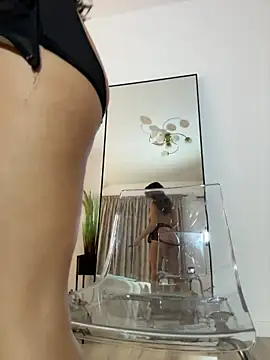 دردشة CelineReys الجنسية المباشرة