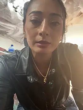 IsabellaMariet – Naživo XXX chat