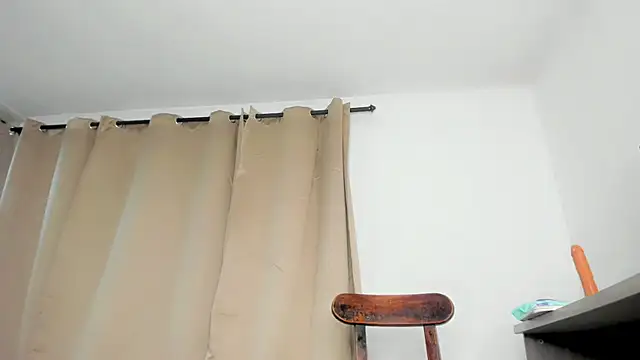 Genesis_Sandoval Chat XXX in diretta