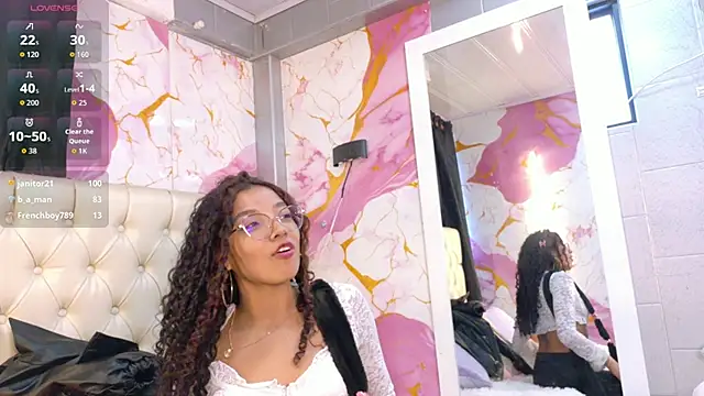 Chat XXX ao vivo de angeline_scot