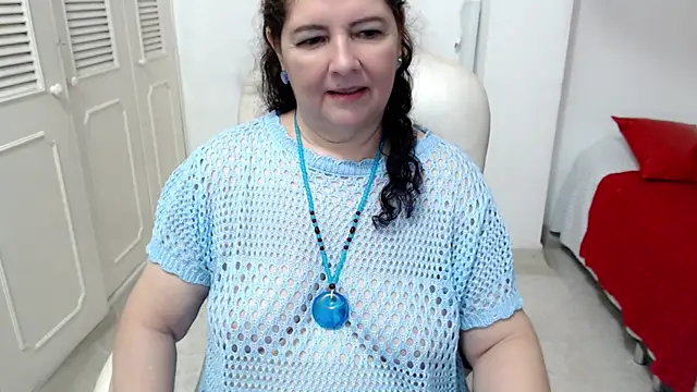 leonela_69 现场XXX聊天