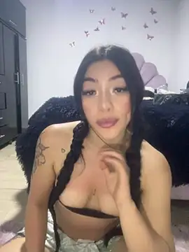 DAKOTA_SAKURA live XXX chat
