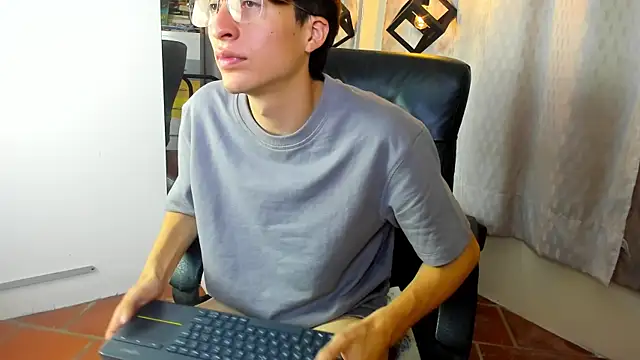 Marcoviolet Chat XXX live