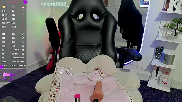 --Kenia – Naživo XXX chat