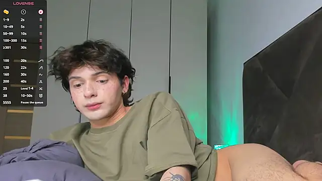 Chatroom XXX en direct de colestorms