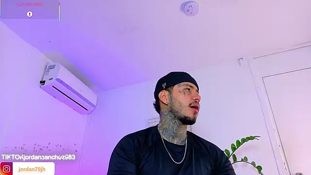 JordanSmiith_ 即時 XXX 聊天
